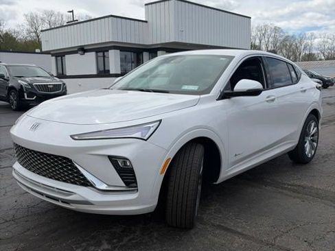 New 2026 Buick Envista Avenir FWD image 5