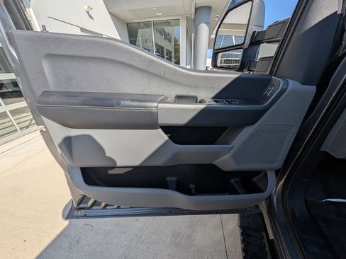 Used 2024 Ford F250 XLT image 37