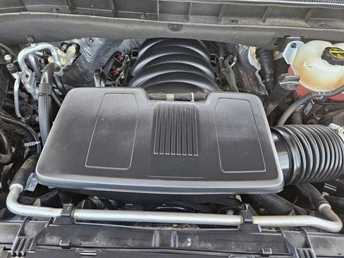 Used 2025 Chevrolet Tahoe RST w/ Comfort Package RWD image 25