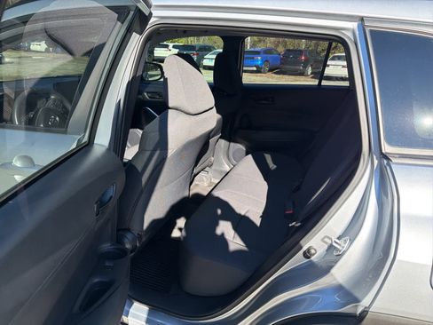 Used 2024 Toyota Corolla Cross LE image 16