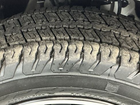 Used 2021 Nissan NV200 SV image 32