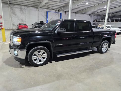 Used 2015 GMC Sierra 1500 SLE AWD/4WD image 1