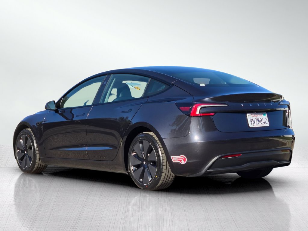 Used 2024 Tesla Model 3 Standard Range RWD image 6