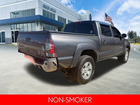 Used 2011 Toyota Tacoma PreRunner w/ SR5 Pkg #2 image 5