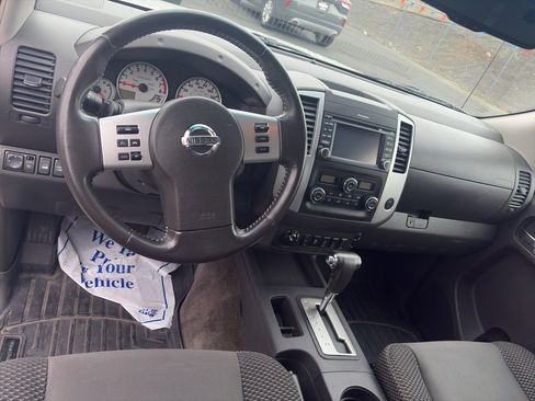 Used 2018 Nissan Frontier PRO-4X image 7
