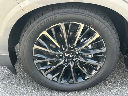 New 2026 INFINITI QX80 Autograph AWD/4WD image 29