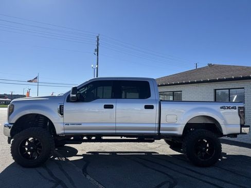 Used 2019 Ford F250 XLT image 3