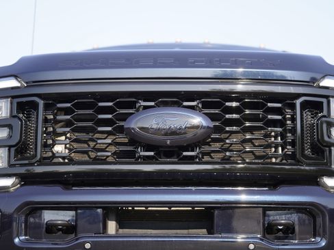 Used 2024 Ford F350 Lariat w/ Lariat Ultimate Package image 34