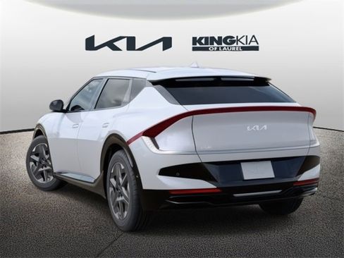 New 2025 Kia EV6 Light w/ Light LR Technology Package image 4
