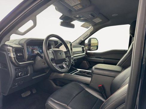Certified 2023 Ford F250 Lariat w/ Lariat Ultimate Package AWD/4WD image 9