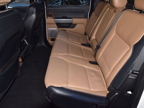 Used 2024 Ford F250 Lariat w/ Chrome Package image 14