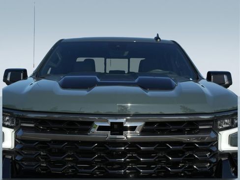 Used 2026 Chevrolet Silverado 1500 ZR2 w/ Dark Appearance Package AWD/4WD image 46