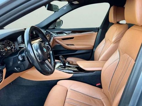 Used 2018 BMW M550i xDrive image 14