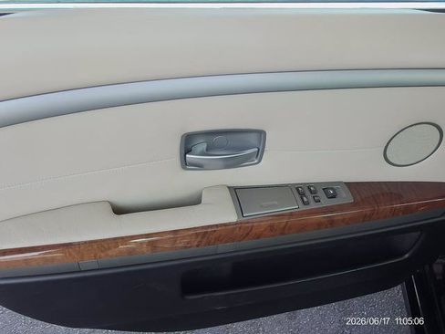 Used 2006 BMW 750Li RWD image 18