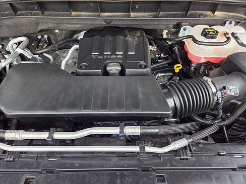 Used 2025 GMC Sierra 1500 Elevation image 22