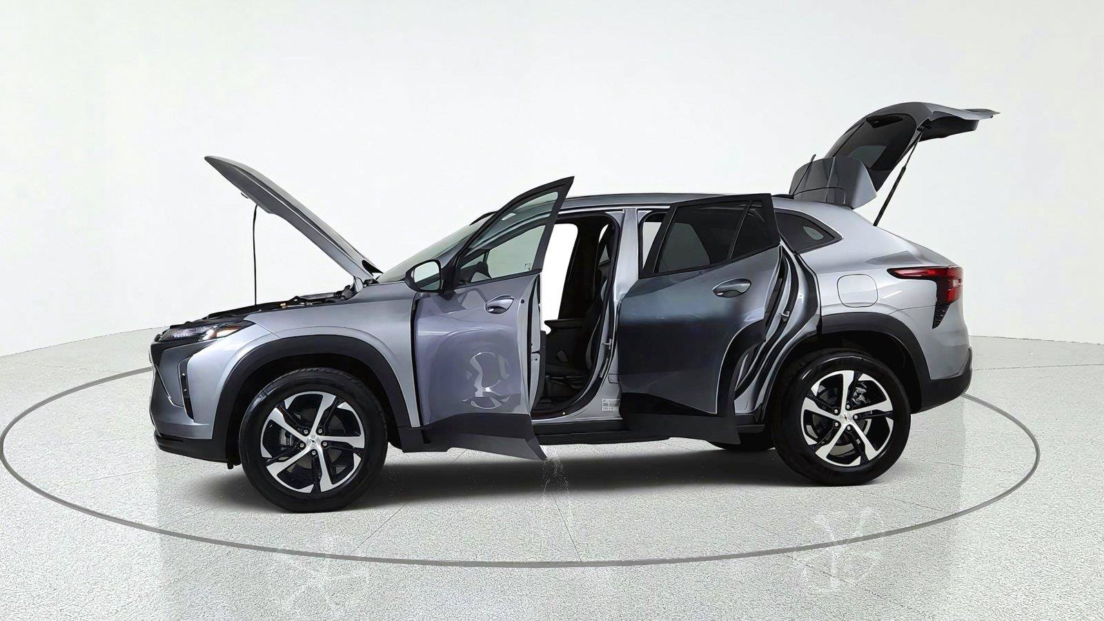 Used 2024 Chevrolet Trax RS FWD image 11