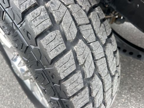 Used 2024 RAM 2500 Laramie image 33