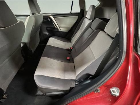 Used 2015 Toyota RAV4 XLE AWD/4WD image 14