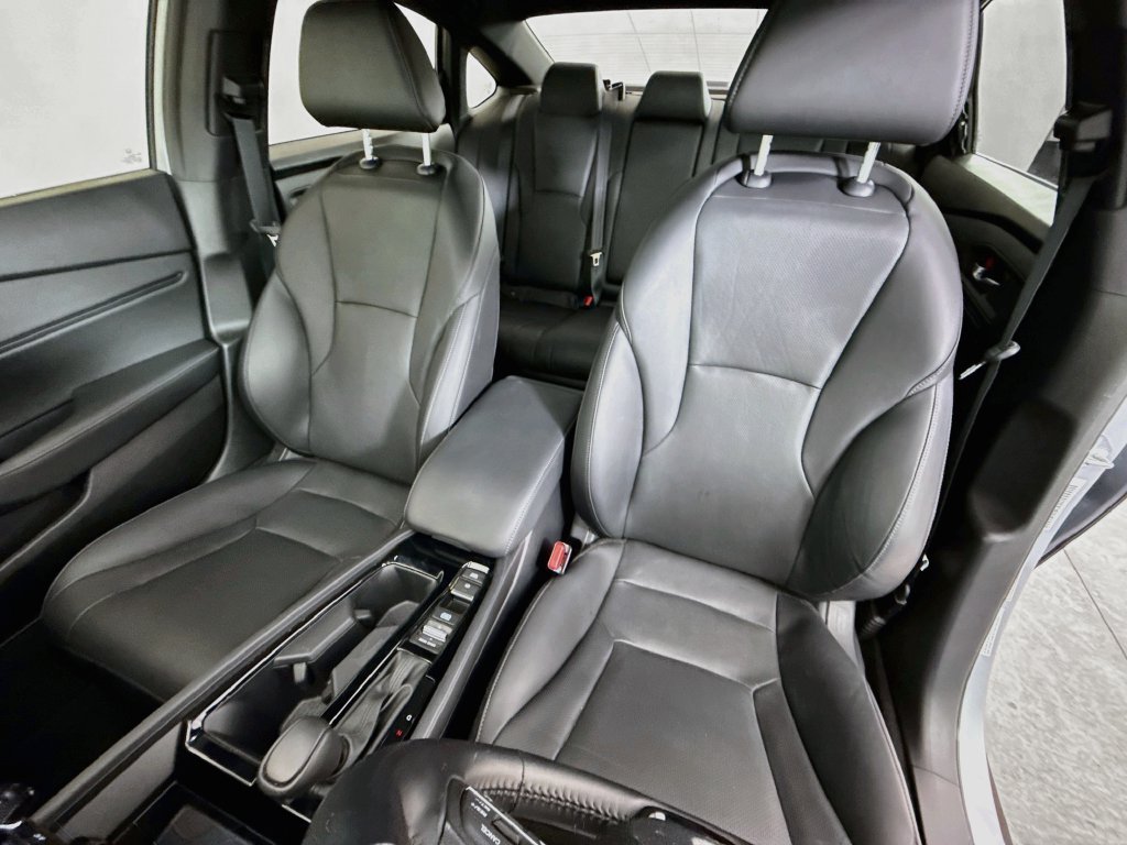 Used 2025 Honda Accord Sport image 11