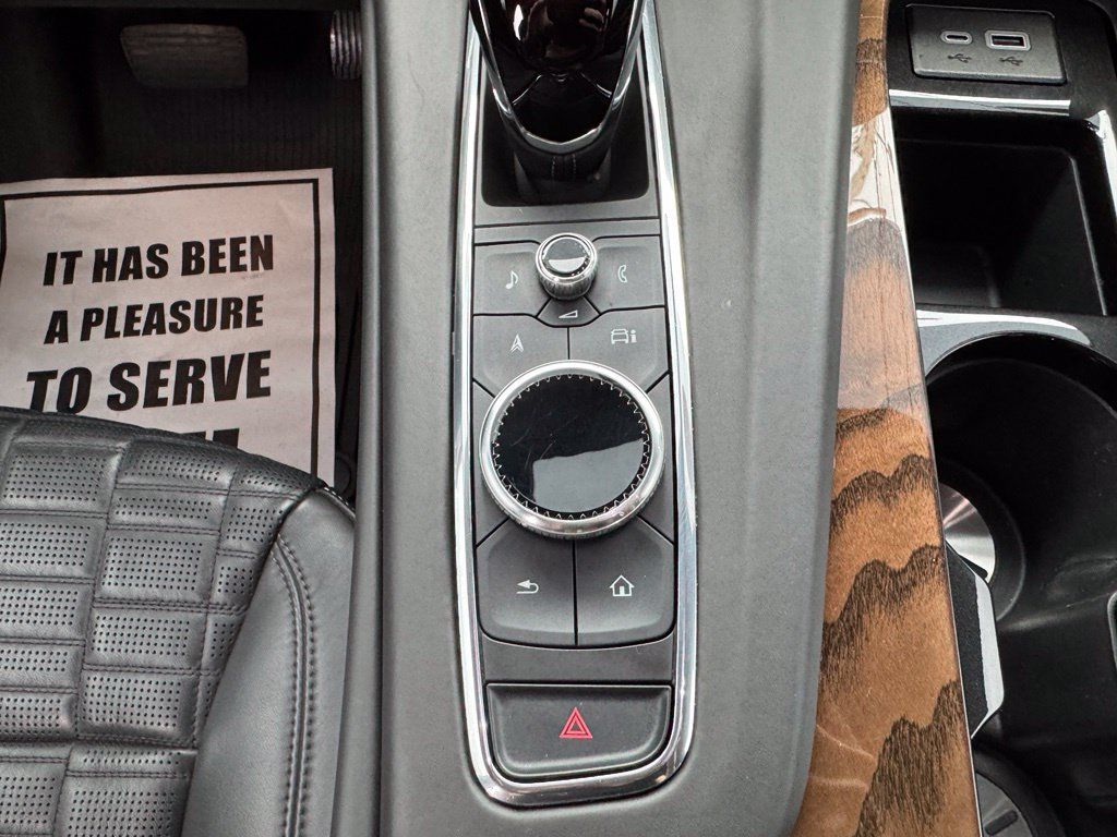 Certified 2023 Cadillac Escalade Sport Platinum w/ LPO, ONYX Package AWD/4WD image 30