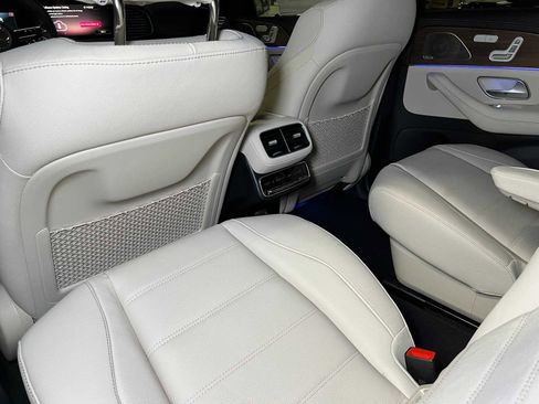 New 2026 Mercedes-Benz GLS 580 4MATIC image 20