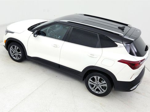 Used 2023 Kia Seltos S FWD image 34