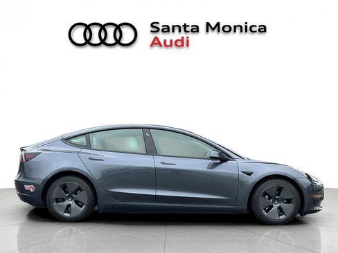 Used 2022 Tesla Model 3 RWD image 8
