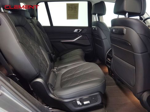 Used 2023 BMW X7 xDrive40i w/ Premium Package image 39