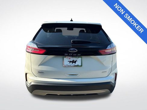 Used 2023 Ford Edge SEL w/ Convenience Package AWD/4WD image 4
