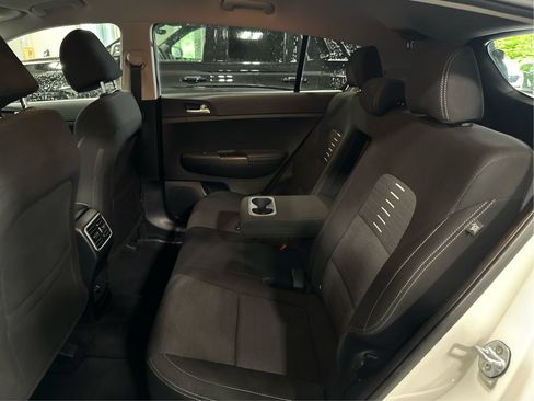 Used 2018 Kia Sportage LX FWD image 10