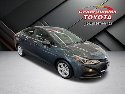 Used 2017 Chevrolet Cruze LT