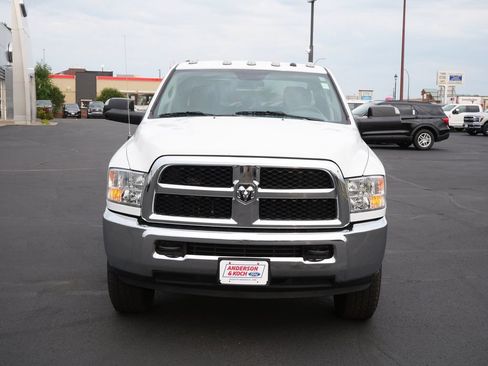 Used 2018 RAM 2500 Tradesman w/ Chrome Appearance Group AWD/4WD image 3