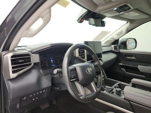 Used 2023 Toyota Tundra Limited image 12