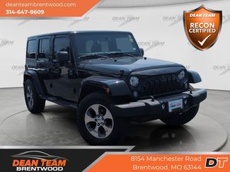 Used 2017 Jeep Wrangler Unlimited Sahara w/ Connectivity Group AWD/4WD video 1