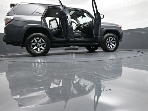 Certified 2024 Toyota 4Runner TRD Off-Road Premium w/ Off Road Premium Plus Package AWD/4WD image 48