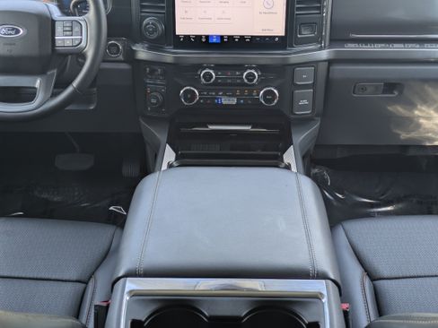 Certified 2025 Ford F250 Lariat w/ Lariat Ultimate Package AWD/4WD image 21