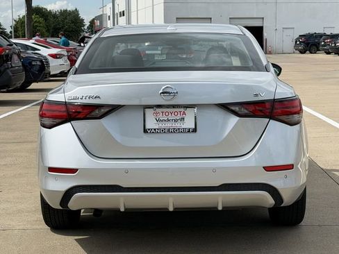 Used 2023 Nissan Sentra SV FWD image 5
