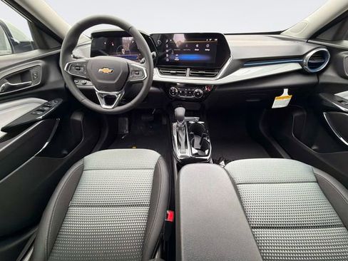 New 2026 Chevrolet Trax LT w/ Driver Confidence Package image 16