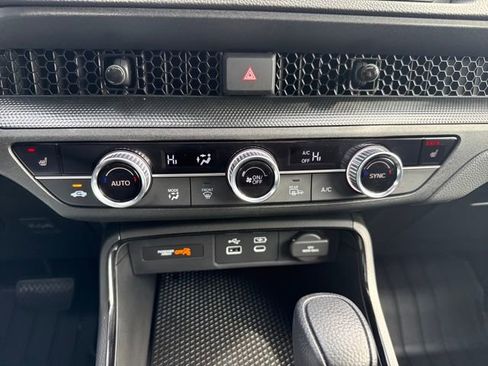 Certified 2024 Honda CR-V EX image 34