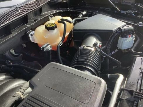 Used 2023 Chevrolet Tahoe LT w/ Luxury Package image 17