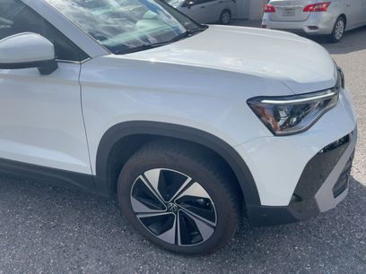 Used 2025 Volkswagen Taos SE