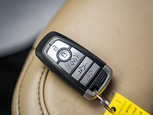 Used 2020 Ford F350 Lariat w/ Lariat Ultimate Package image 49