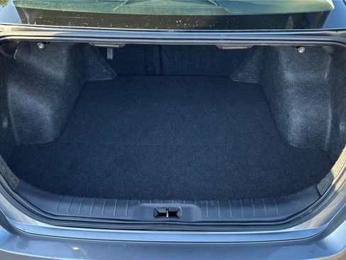 Used 2023 Nissan Altima 2.5 SV image 12