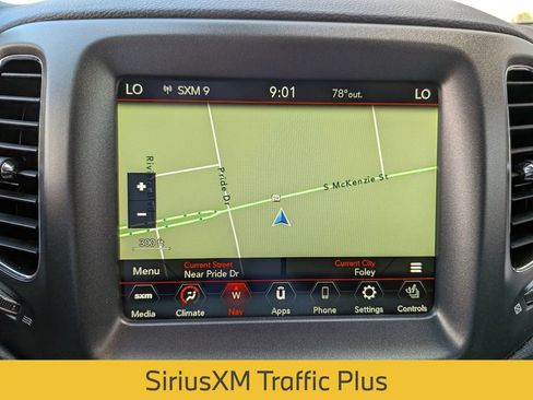 Used 2021 Jeep Compass Trailhawk w/ Sun and Sound Group AWD/4WD image 28