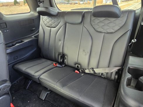 Used 2020 Hyundai Palisade Limited image 16