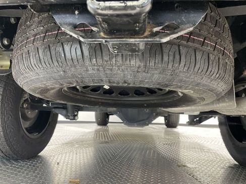 Used 2023 Chevrolet Colorado Trail Boss w/ Technology Package image 30