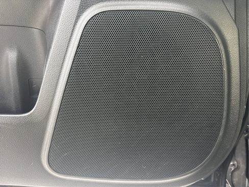 Used 2016 Toyota 4Runner SR5 Premium image 40