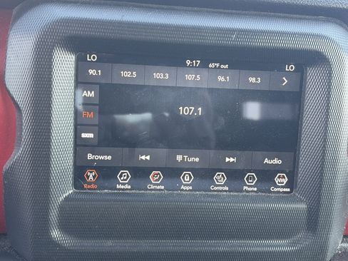 Used 2019 Jeep Wrangler Unlimited Rubicon w/ LED Lighting Group AWD/4WD image 26