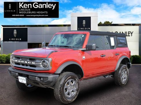 Used 2022 Ford Bronco Big Bend image 3