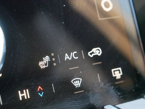 Certified 2025 GMC Terrain Elevation w/ Elevation Premium Package image 32